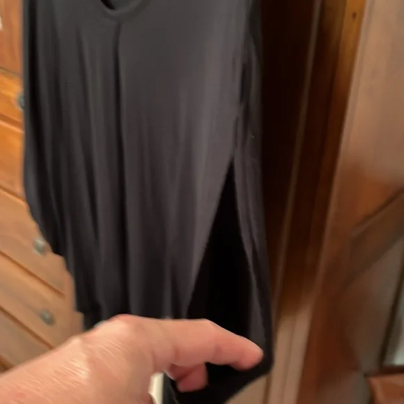 Donna Karan Wing Sleeve Top - Picture 3 of 4